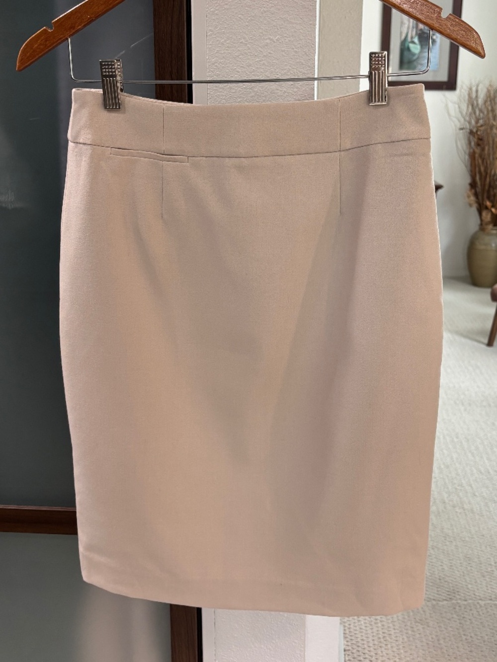 Calvin Klein Pencil Skirt -Beige/Cream Size 2 - Picture 2 of 9